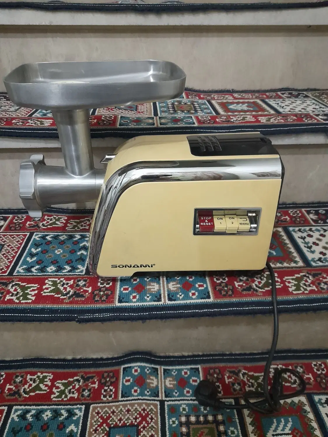 چرخ گوشت|خردکن، آسیاب، غذاساز|بابکان, |دیوار