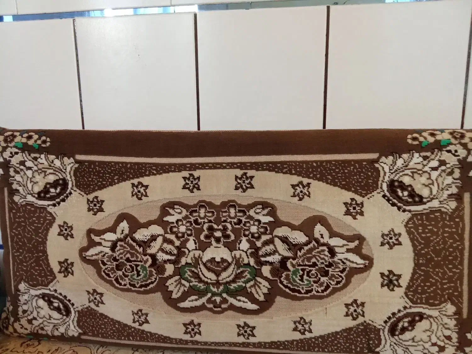 پشتی|پشتی|فردوس (خراسان), |دیوار