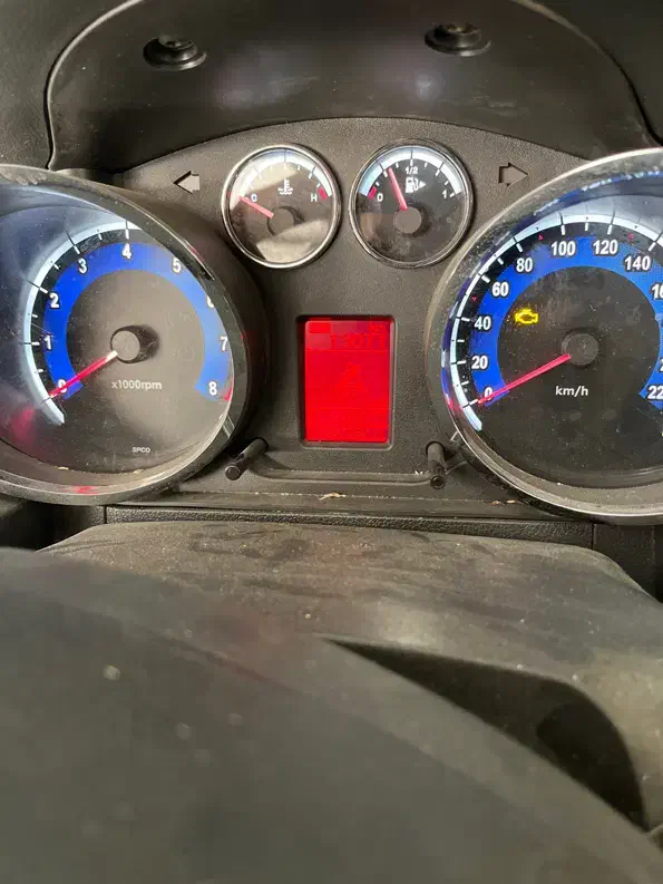 دنا پلاس ۵دنده ،سفید ،۱۴۰۲اسفند|خودرو سواری و وانت|تهران, آبشار|دیوار