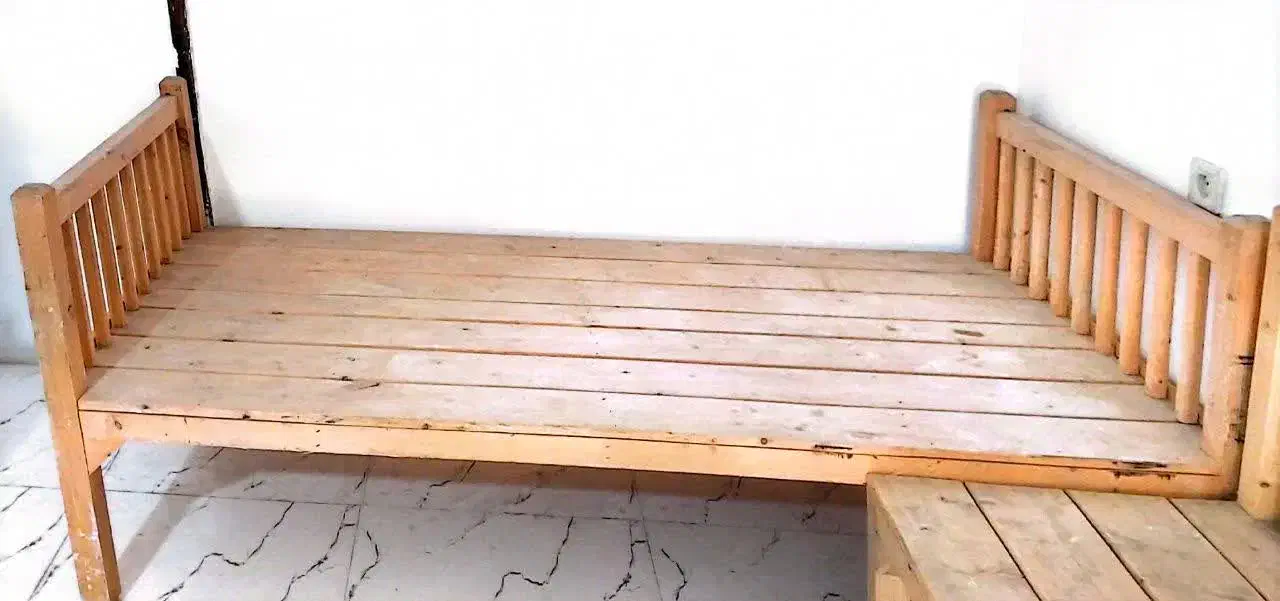 تخت چوبی|تخت و سرویس خواب|هشتگرد, طاووسیه|دیوار