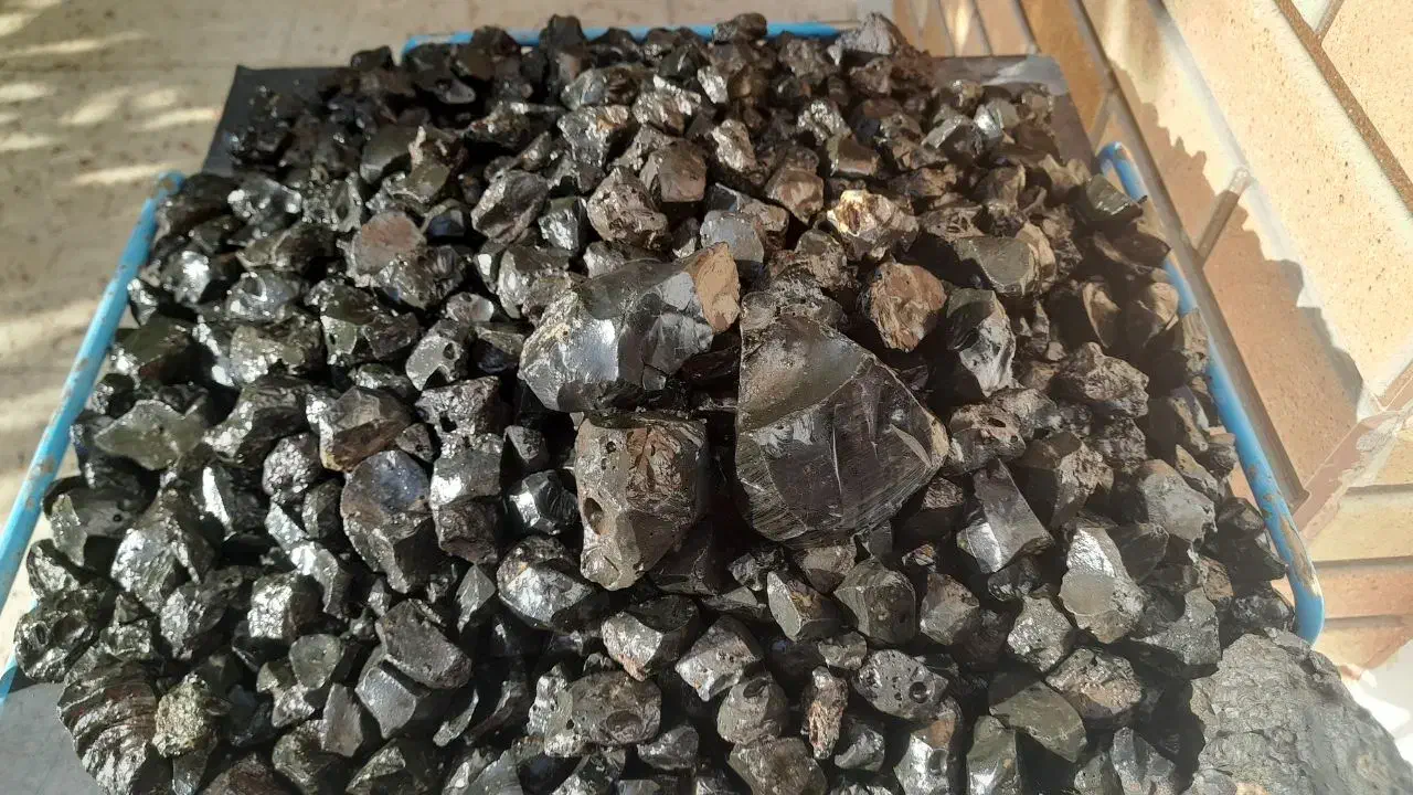 سنگ سیاه شهاب سنگ|جواهرات|کوهپایه, |دیوار