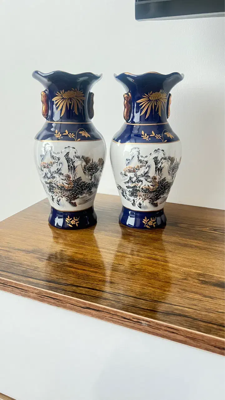 گلدان سورمه ای چینی خارجی|حراج|مشهد, ادیب نیشابوری (شهرک غرب)|دیوار