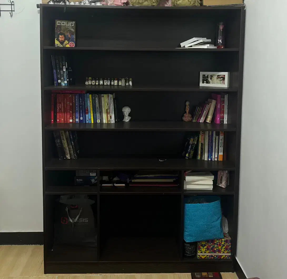 کتابخانه|کتابخانه، شلف، قفسه‌های دیواری|اندیشه, اندیشه فاز ۱|دیوار