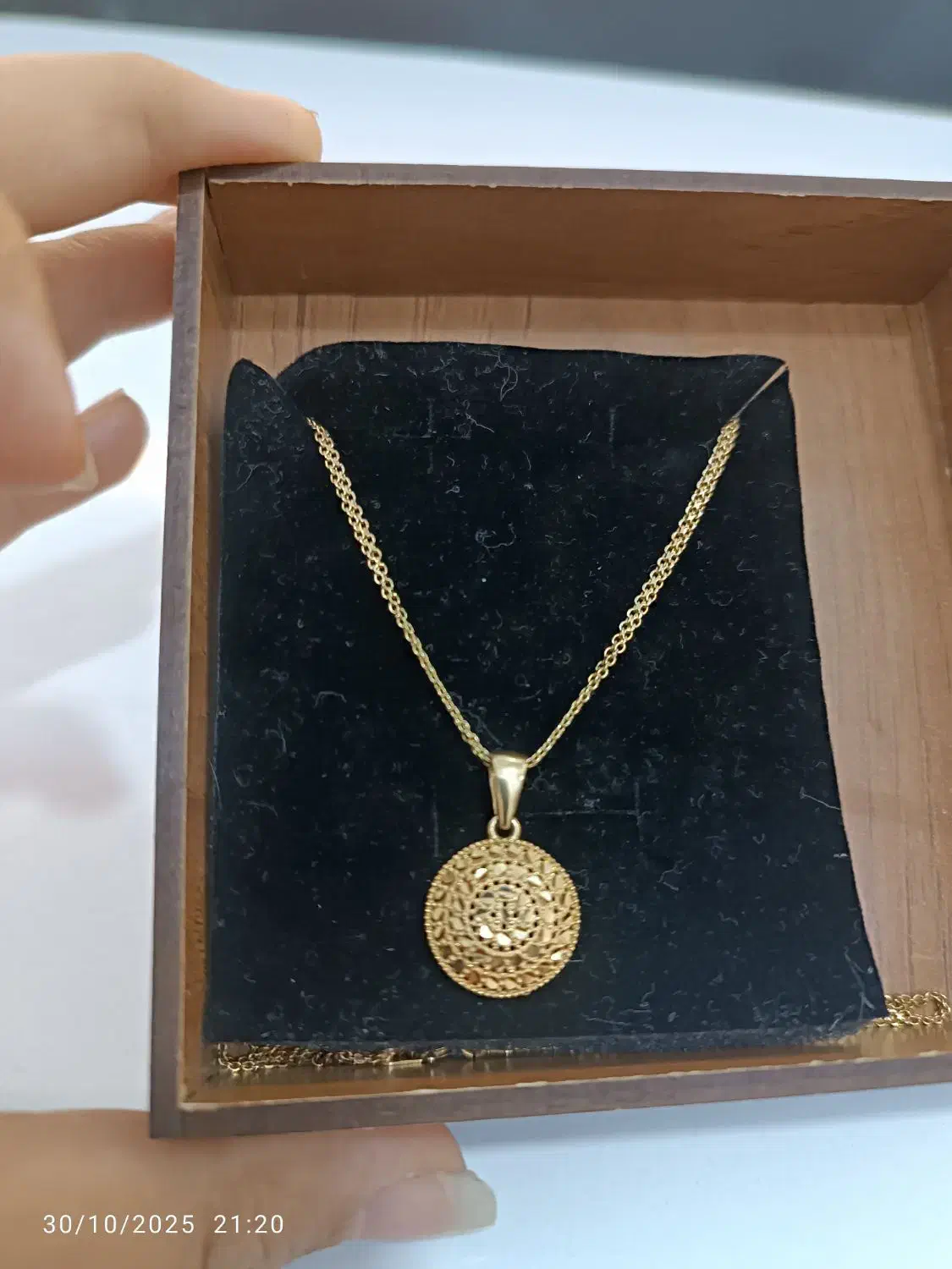 گوشواره|جواهرات|شوشتر, |دیوار