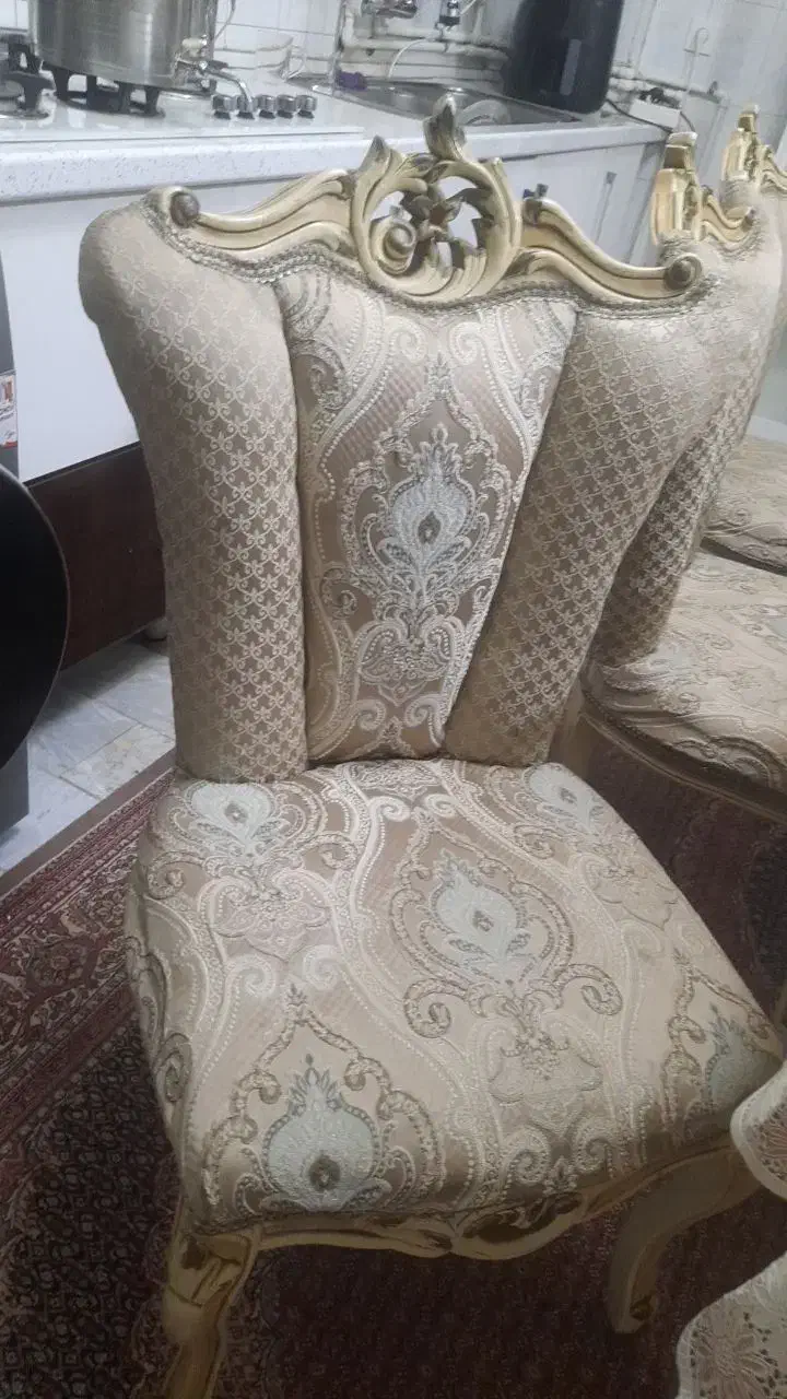 میز نهار خوری|میز و صندلی غذاخوری|اسلام‌شهر, شهرک لاله|دیوار