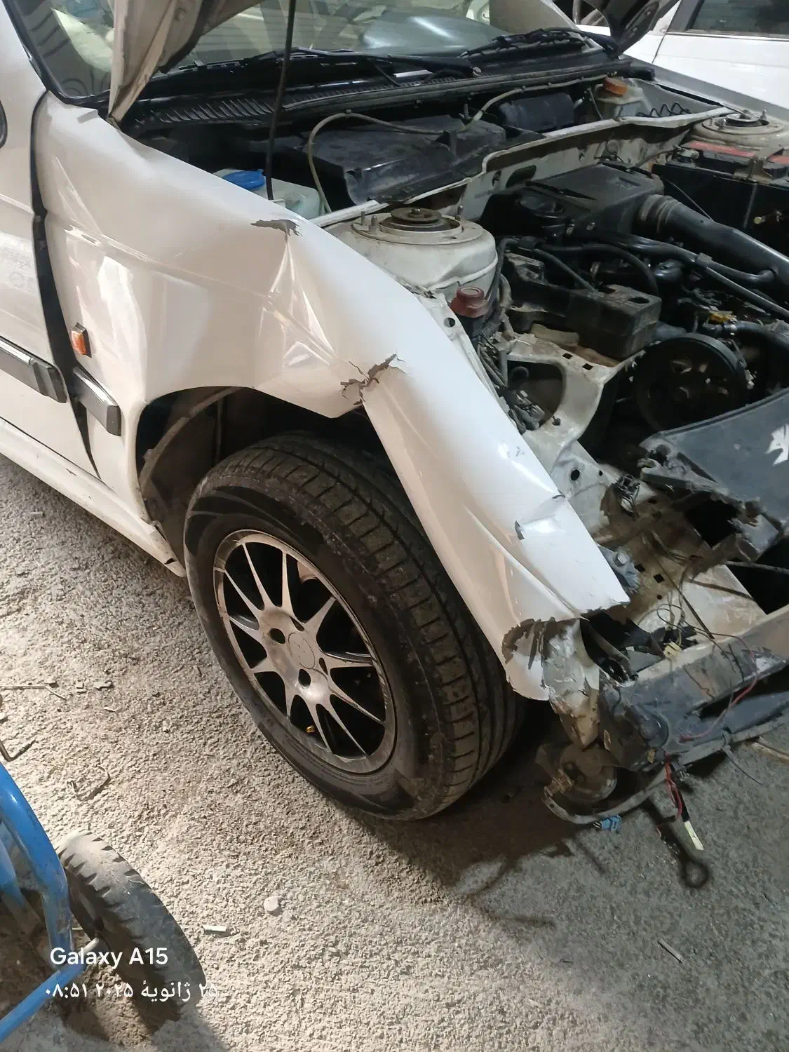 خدمات صافکاری و سپر سازی|خدمات موتور و ماشین|قم, زند آباد|دیوار