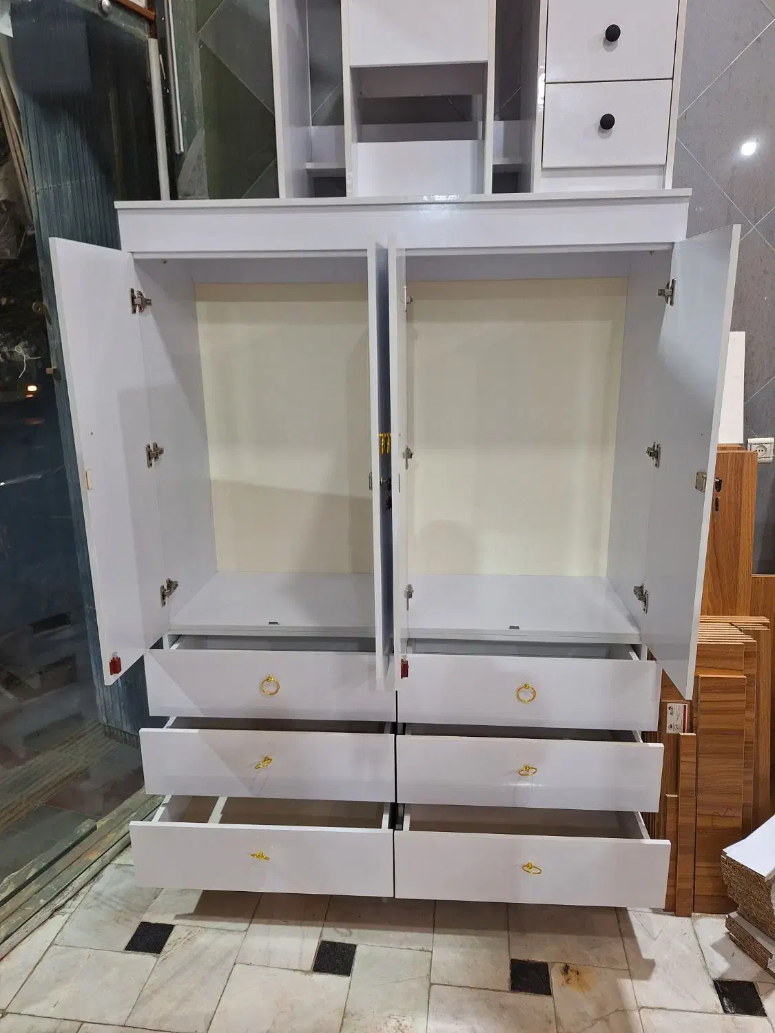 کمد۴درب۶کشو و ۲درب ۳کشو و...|جاکفشی، کمد، دراور|قم, مهر آباد|دیوار