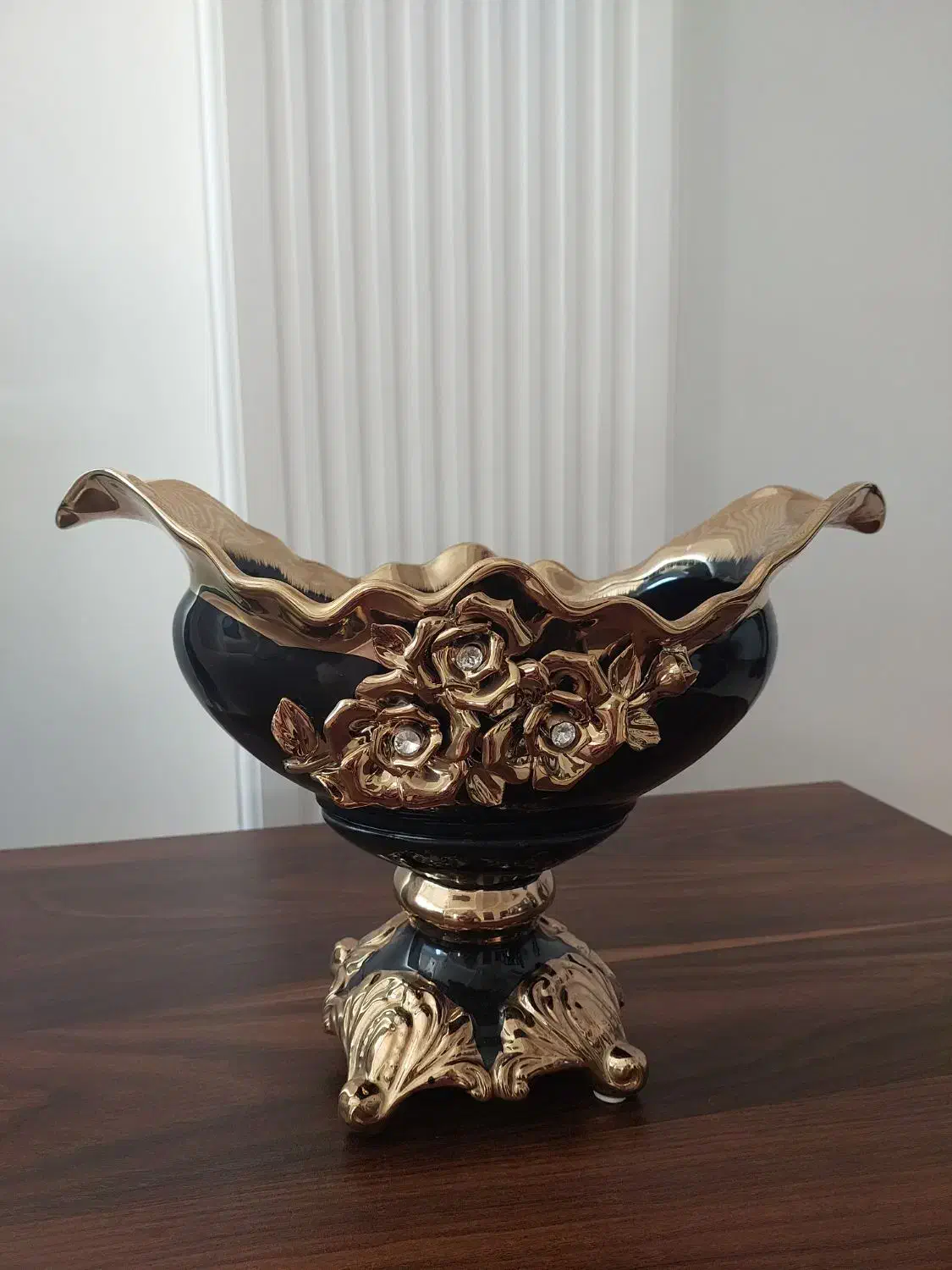 میوه خوری و شیرینی خوری|ظروف سرو و پذیرایی|رشت, معلم|دیوار