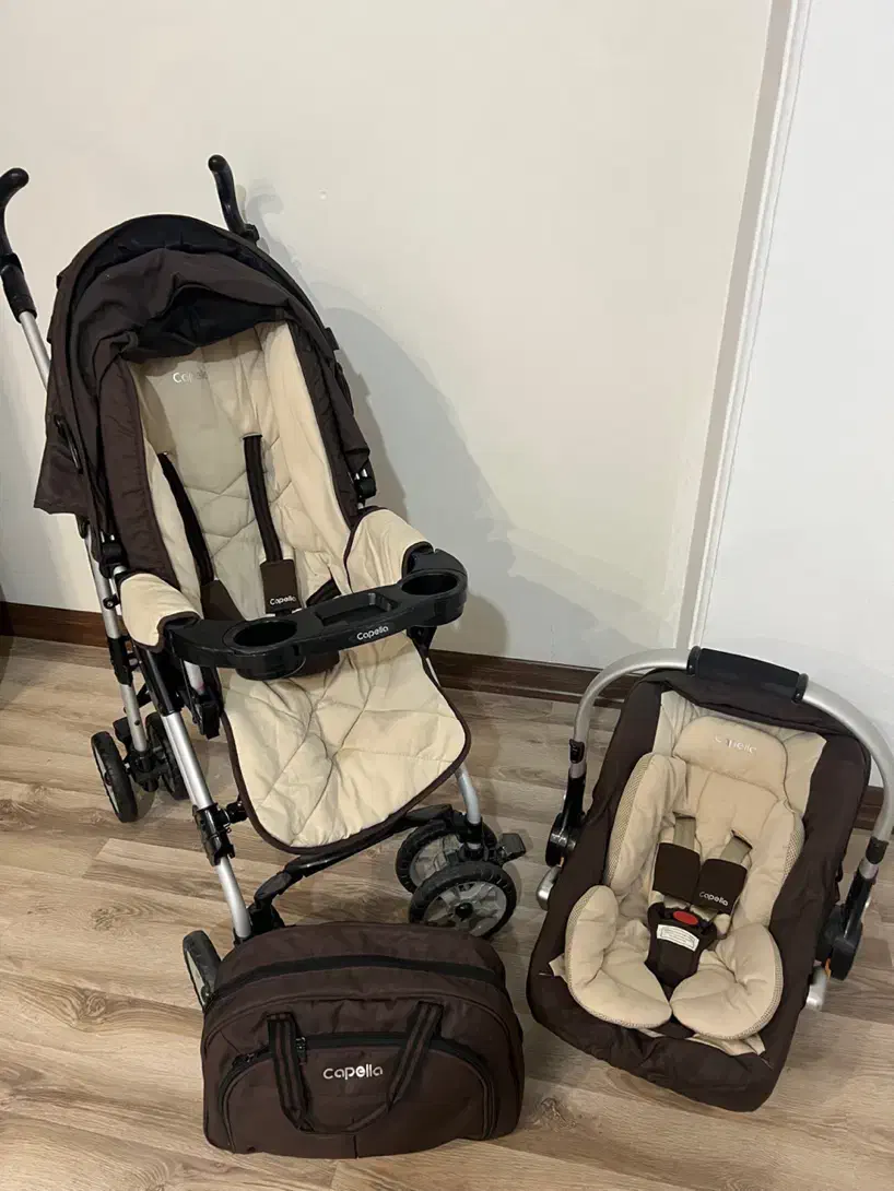 کالسکه عصایی، کریر و کیف کاپلا و رورویک دلیجان|کالسکه و لوازم جانبی|تهران, سعادت‌آباد|دیوار