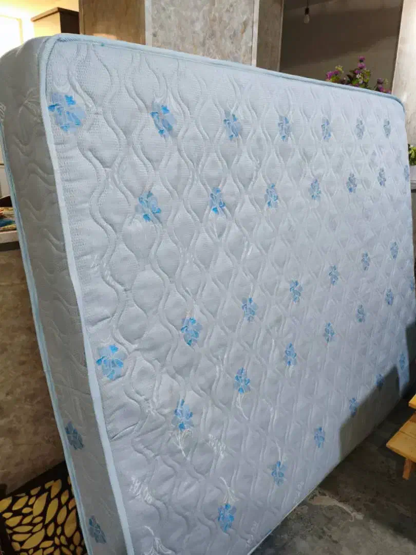 خوشخواب دو نفره در حد نو|تشک تختخواب|زرقان, |دیوار