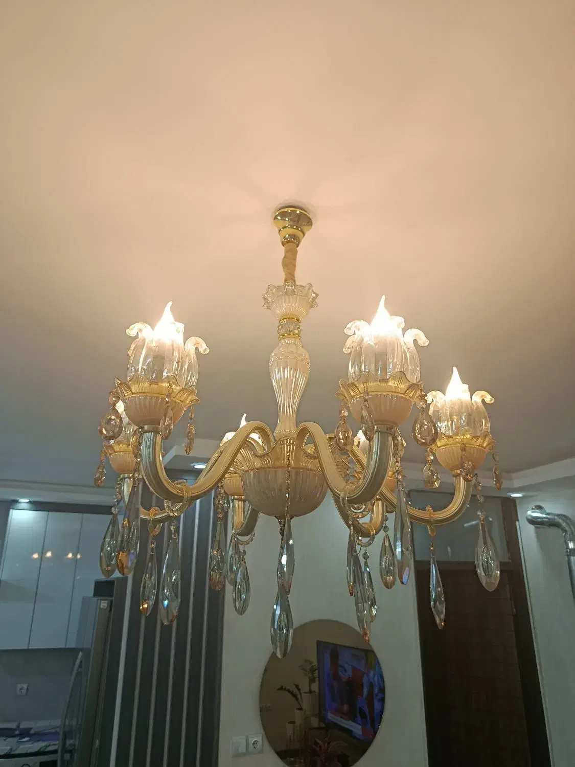 لوستر کریستال 6شاخه|لوستر و چراغ آویز|اصفهان, درب سیبه علیا|دیوار