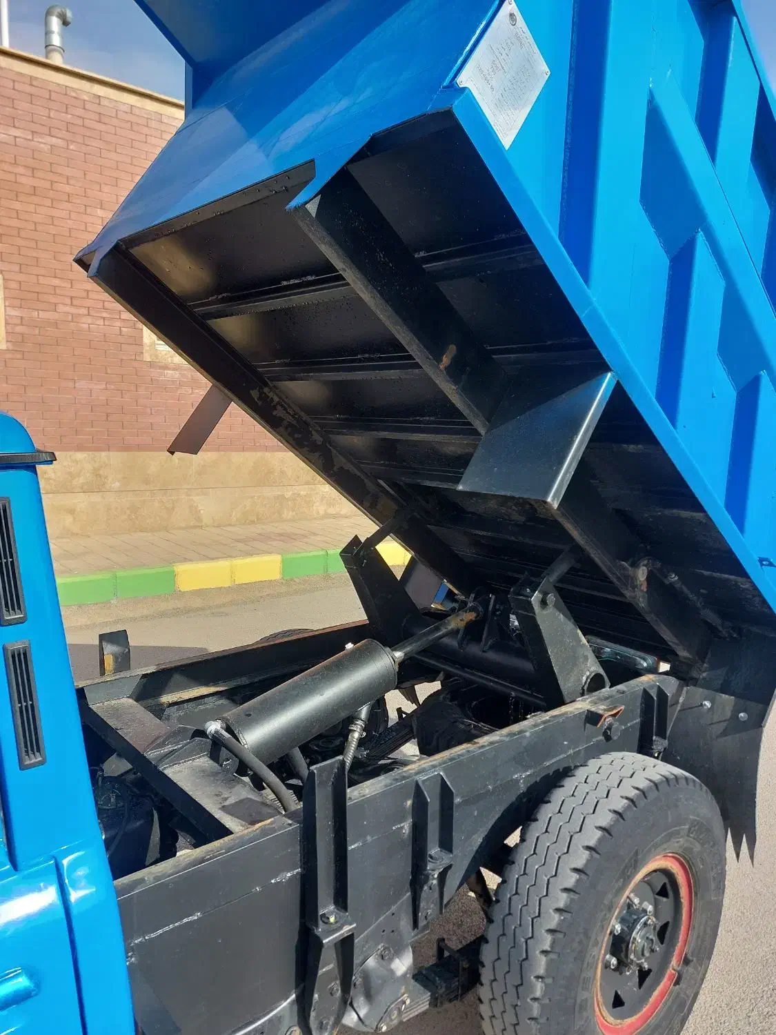 نیسان دیزل کمپرسی ۱۴۰۱|خودرو سواری و وانت|کاشان, راوند|دیوار