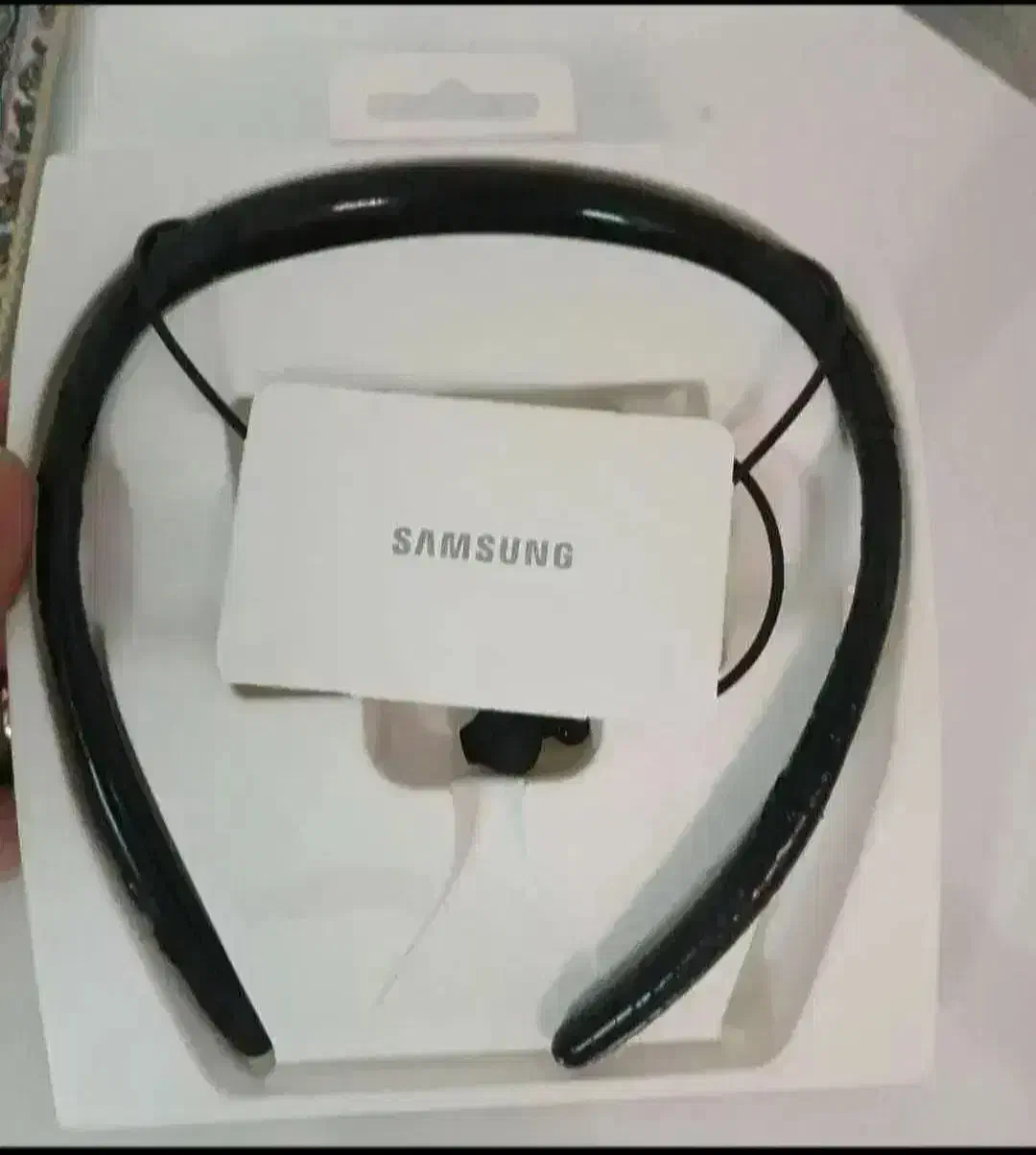 هندزفری سامسونگ به همراه پاوربانک و فلش رایگان|لوازم جانبی موبایل و تبلت|تهران, شهرک صادقیه|دیوار