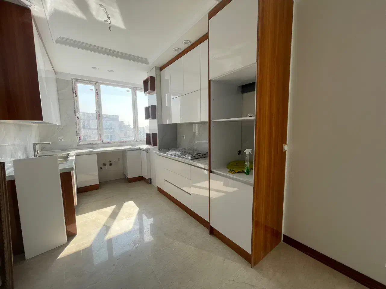 آپارتمان،۹۰متر،دوخواب،نارمک،قاب میدان|اجارهٔ آپارتمان|تهران, نارمک|دیوار