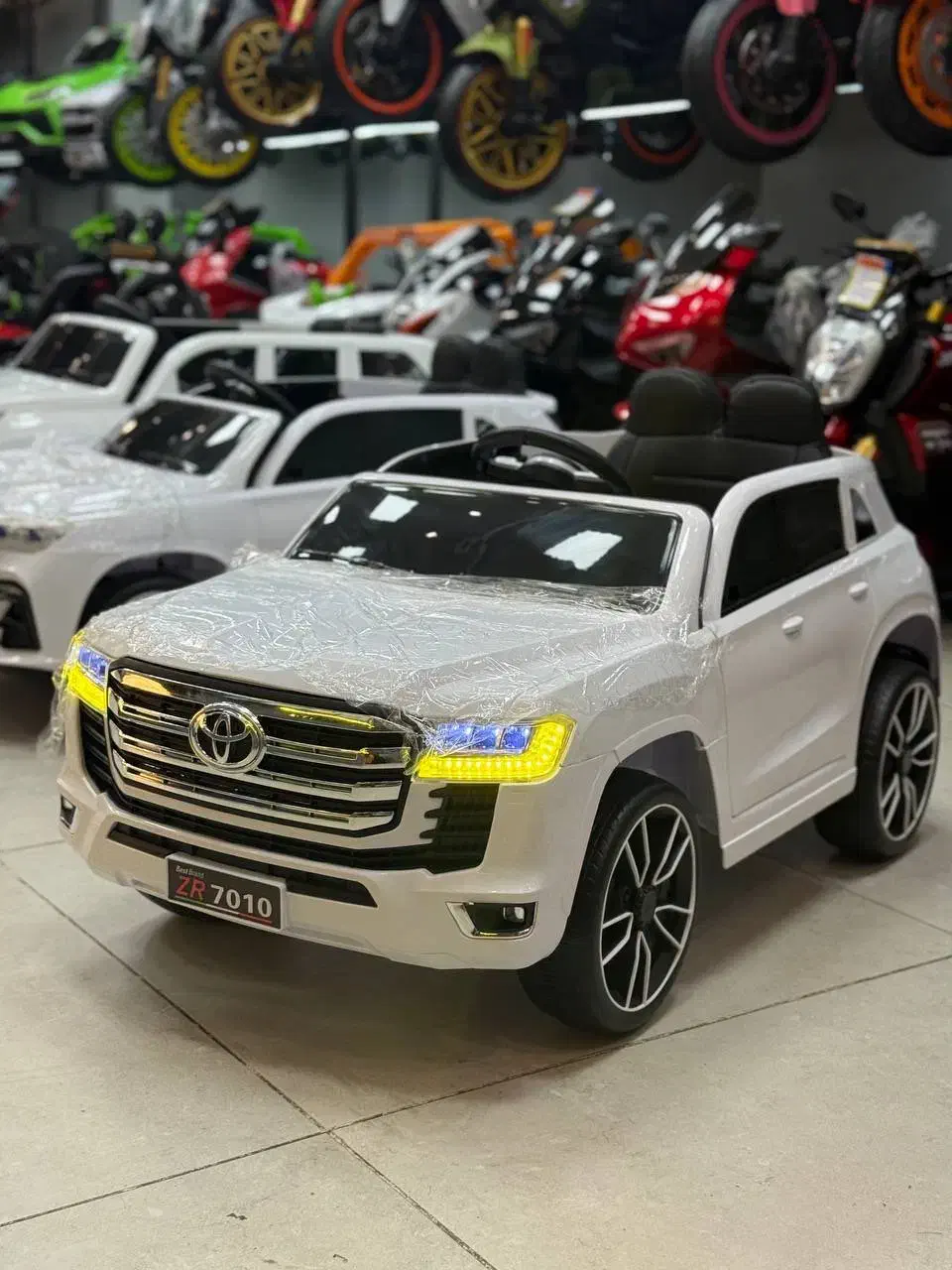 ماشین شارژی کد ZR 7010 * اقساطی|اسباببازی بچه|رشت, گلسار|دیوار