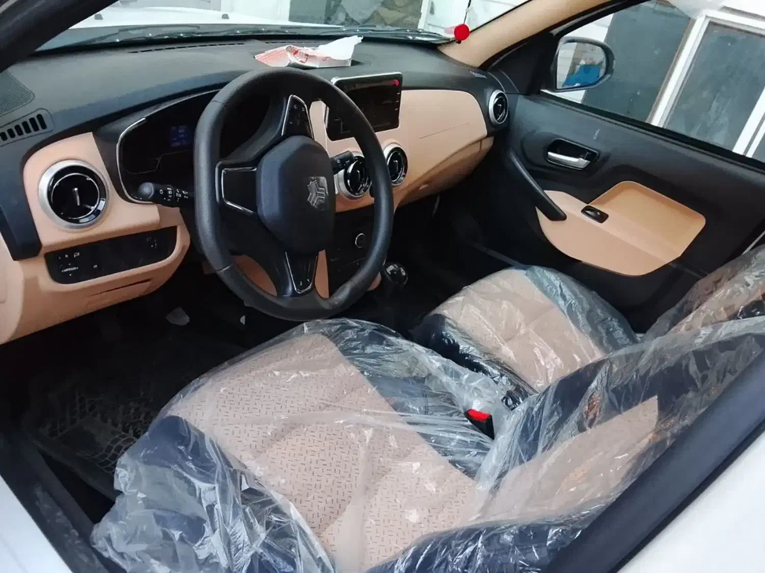 ماشین اطلس G مانیتور  و سانروف دار|خودرو سواری و وانت|زنجان, |دیوار