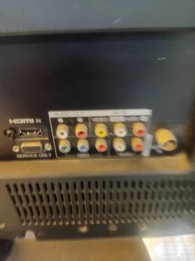 تلوزیون ال جی ۳۲ اینچ|تلویزیون و پروژکتور|فردیس, شهرک ناز|دیوار