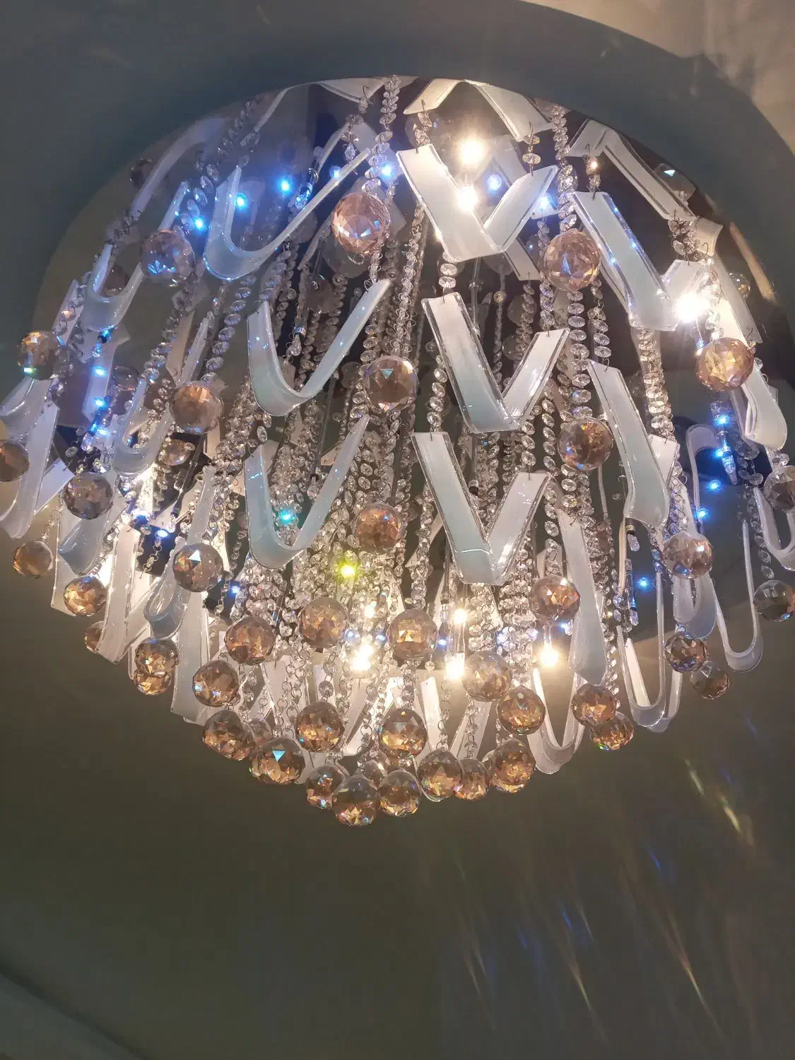 لوستر سقفی ، قطر ۸۵ سانتی متر ، فروش فوری|لوستر و چراغ آویز|تهران, تهرانسر شرقی|دیوار