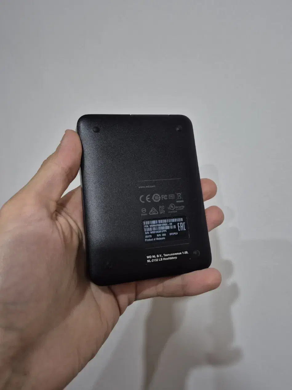 هارد اکسترنال 1 ترابایت WD در حد نو|قطعات و لوازم جانبی رایانه|رشت, منظریه|دیوار