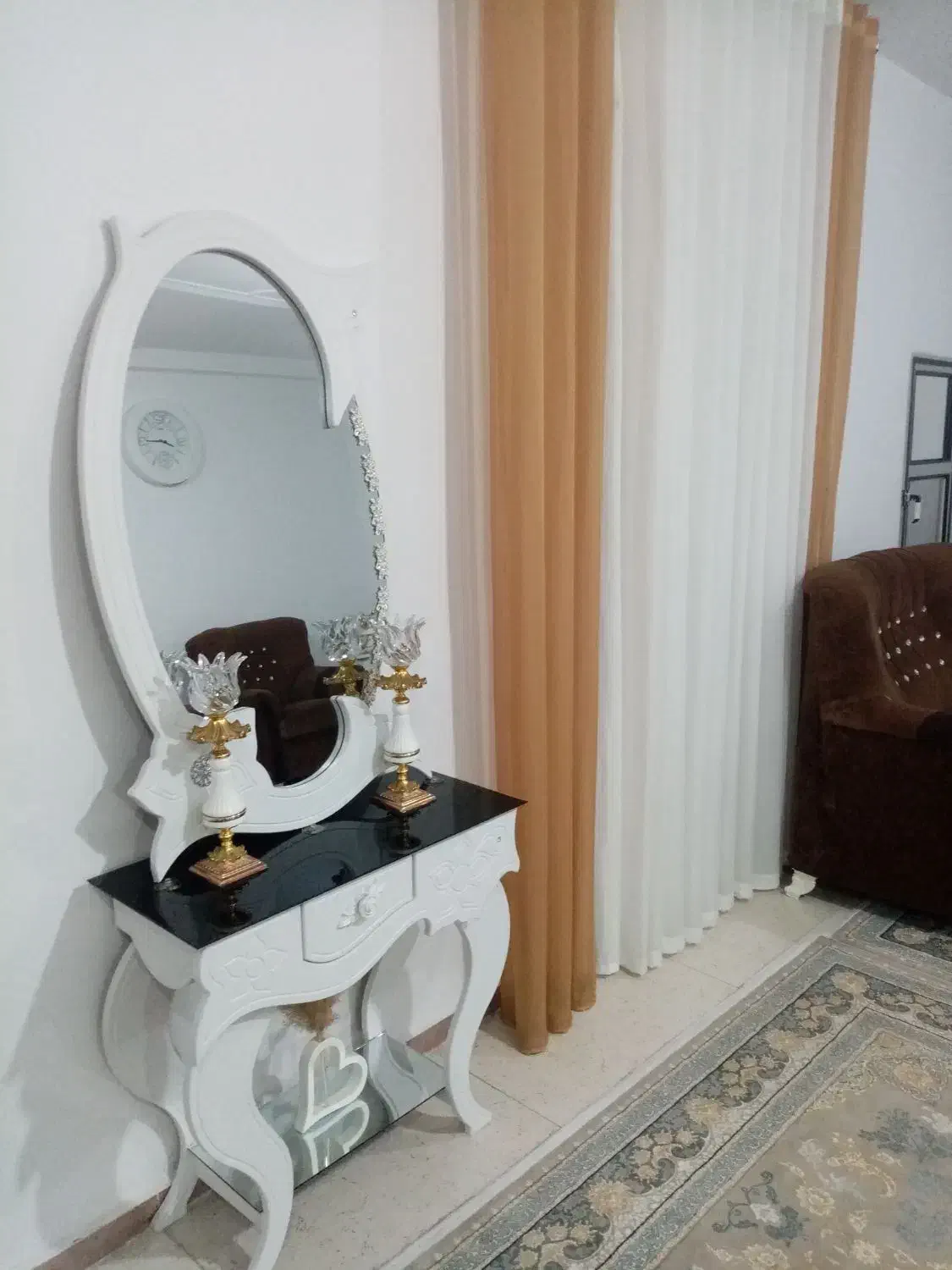 آینه وکنسول|مبلمان خانگی و میز عسلی|دهگلان, |دیوار