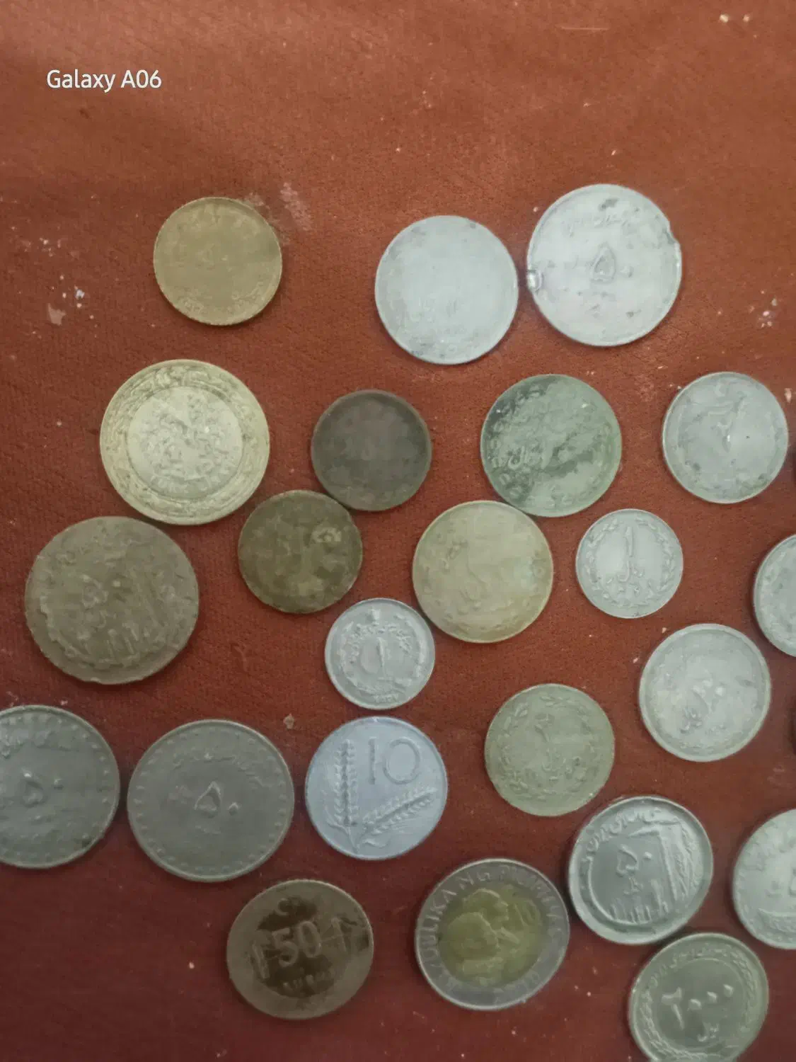 تعدادی سکه های قدیمی|کلکسیون سکه، تمبر، اسکناس|رشت, کوی حسینی|دیوار