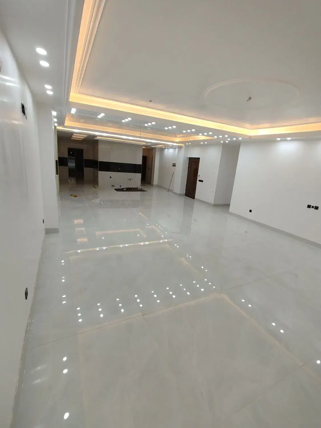 280 متر / 4 خواب / کلید اول / لوکس و مدرن|اجارهٔ آپارتمان|یاسوج, |دیوار