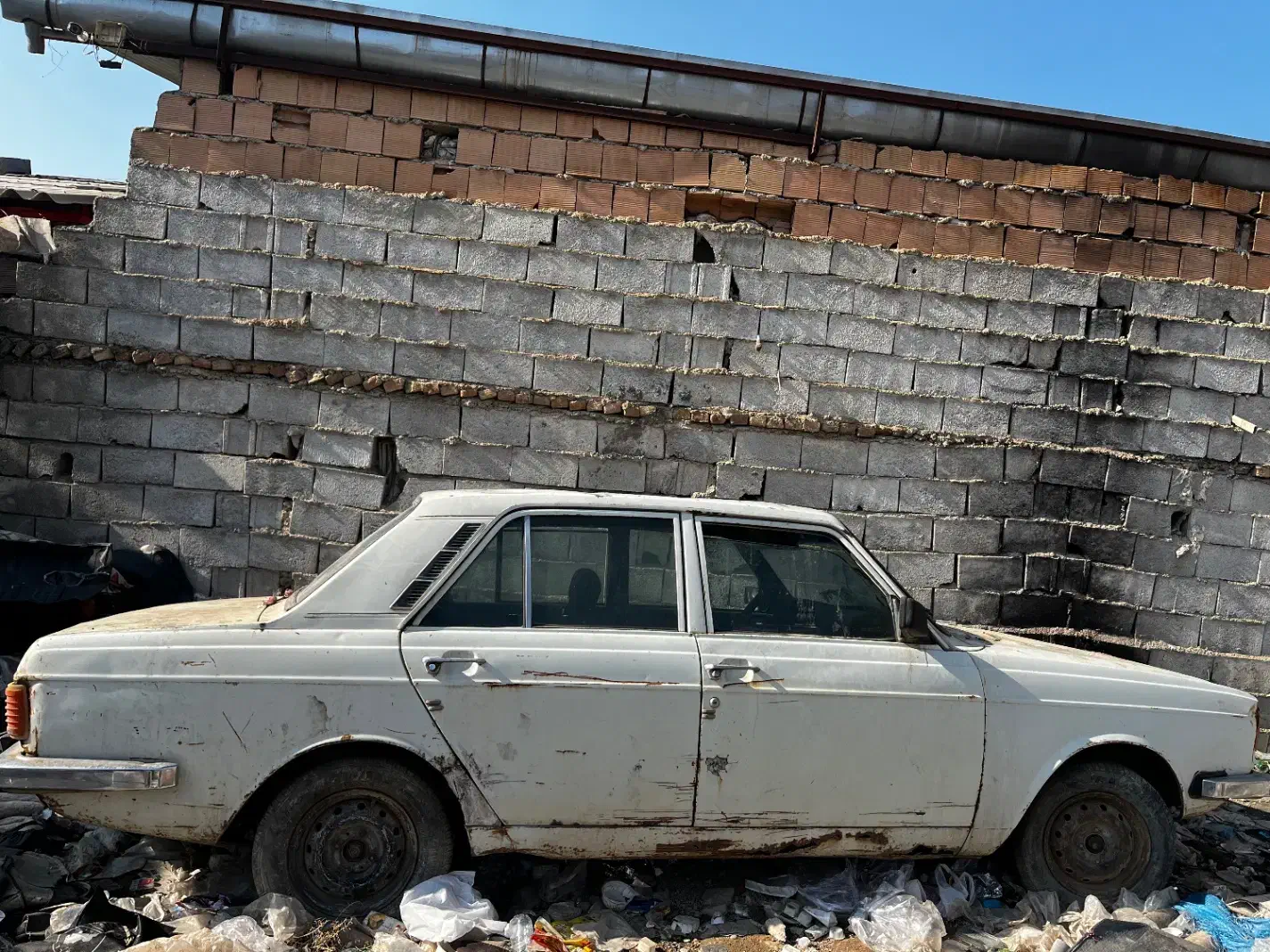 فروش پیکان اسقاطی مدل۸۳|خودرو سواری و وانت|گرگان, |دیوار