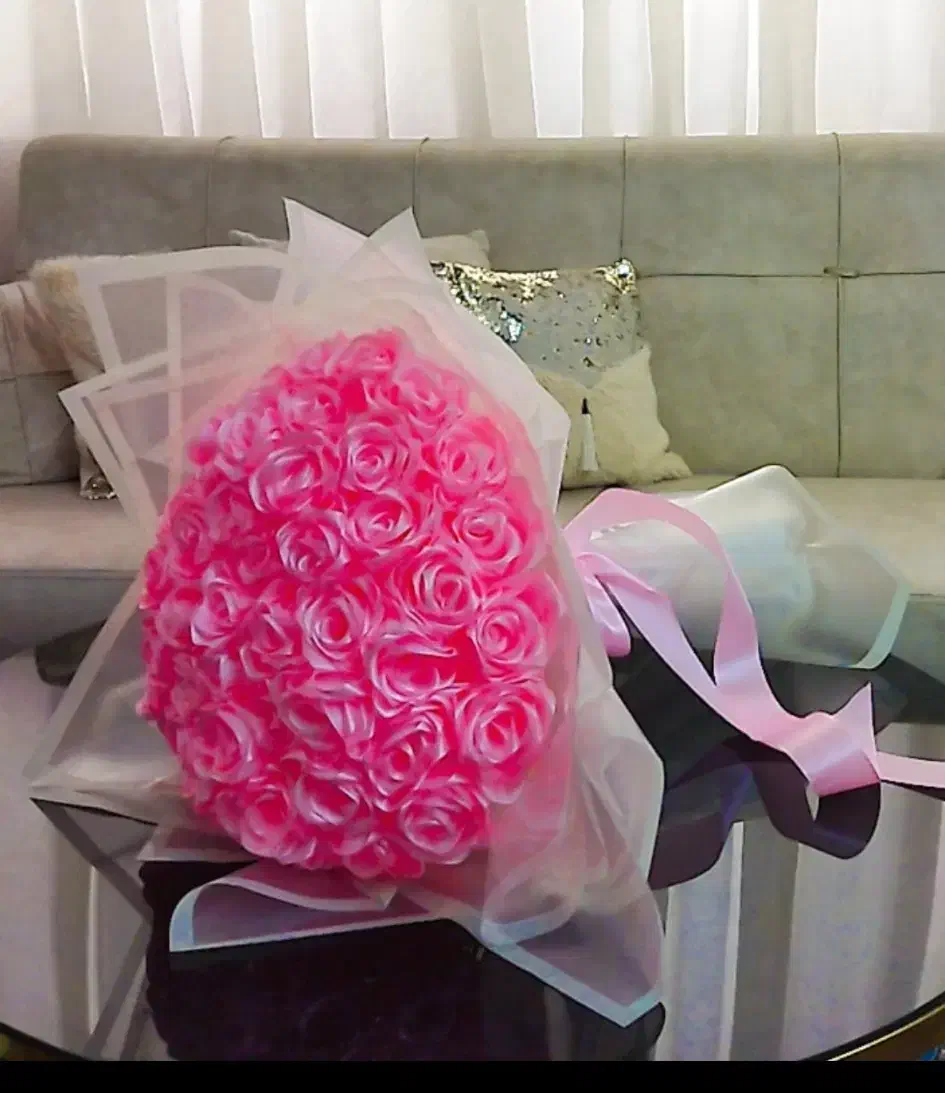 گل رز ربانی|گل مصنوعی|قم, شاه سید علی|دیوار