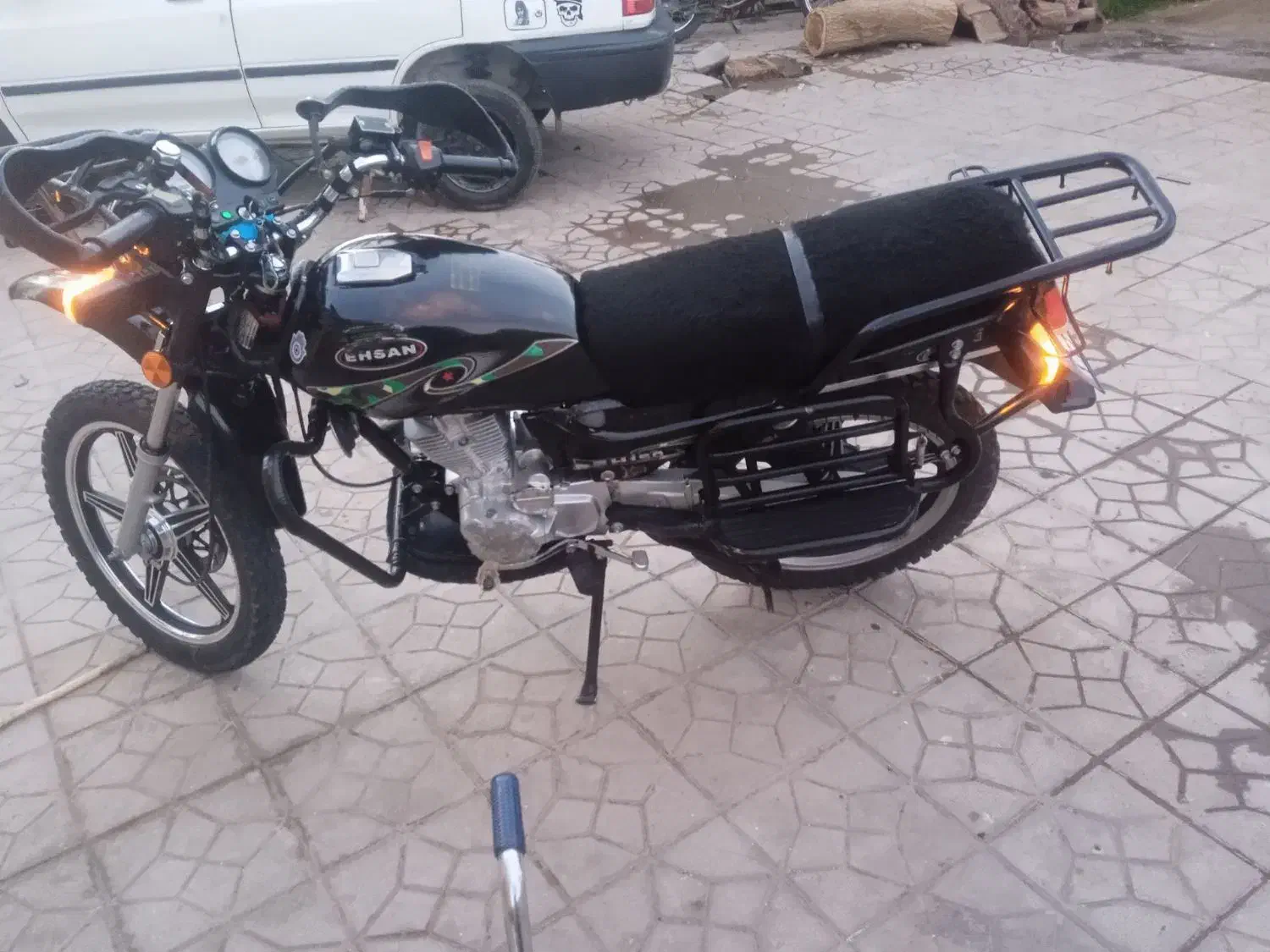 402|موتورسیکلت|نرماشیر, |دیوار