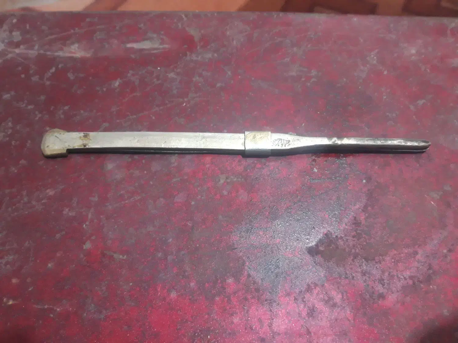 انبر ذغال|کلکسیون اشیاء عتیقه|میناب, |دیوار