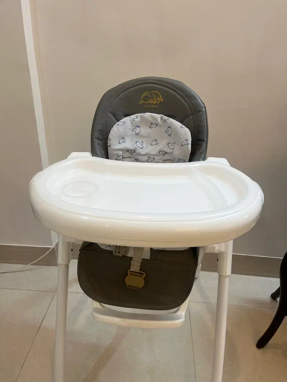 صندلی غذا کودک|میز و صندلی غذاخوری|سبزوار, بیهق شرقی|دیوار