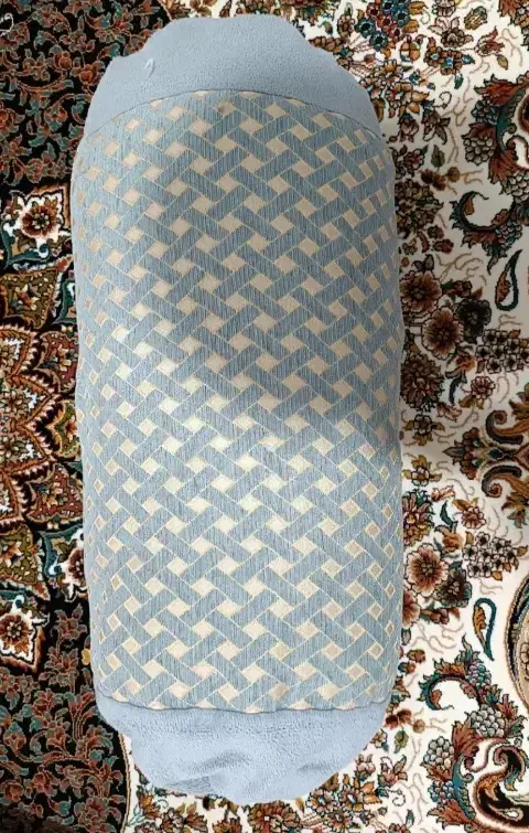 روبالشتی درحد نو مخمل|رختخواب، بالش، پتو|کنگاور, |دیوار