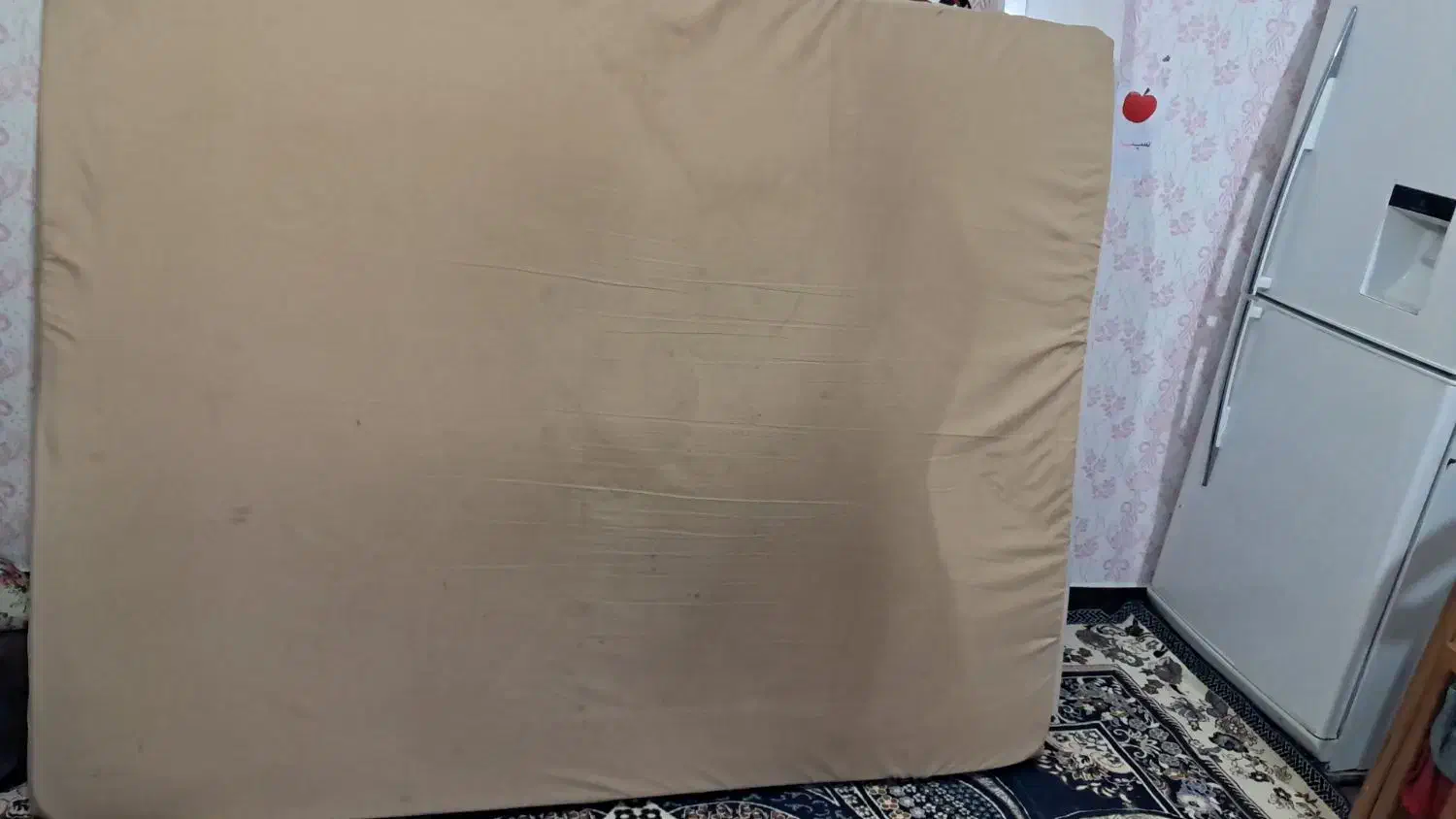 تخت خواب دو نفره کامل با تشک وتمیز ونو|تخت و سرویس خواب|کارون, |دیوار