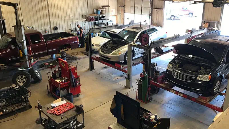 استخدام نیروی کار آقا در کارگاه مکانیکی خودرو|استخدام صنعتی، فنی، مهندسی|اهواز, شریعتی جنوبی|دیوار