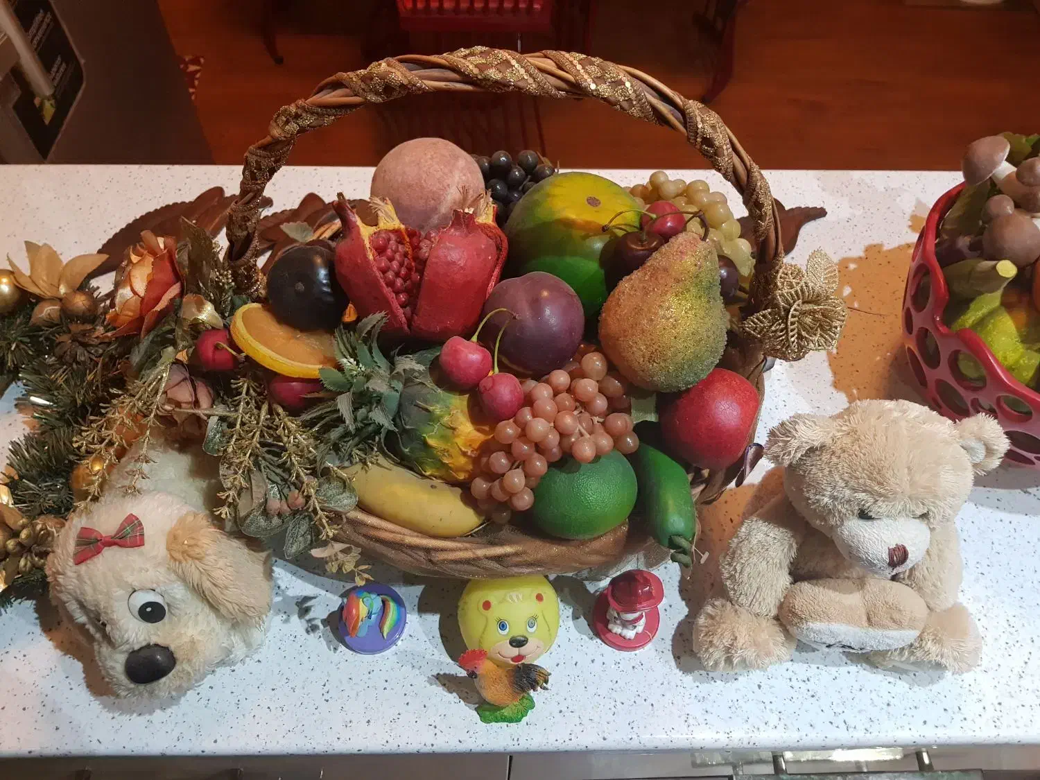 گلهای مصنوعی خارجی و تزئینی لوکس|گل مصنوعی|کرج, چمران|دیوار