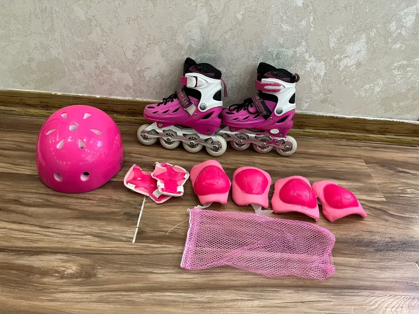 اسکیت دخترونه|دوچرخه، اسکیت، اسکوتر|محمدشهر, عباس آباد|دیوار