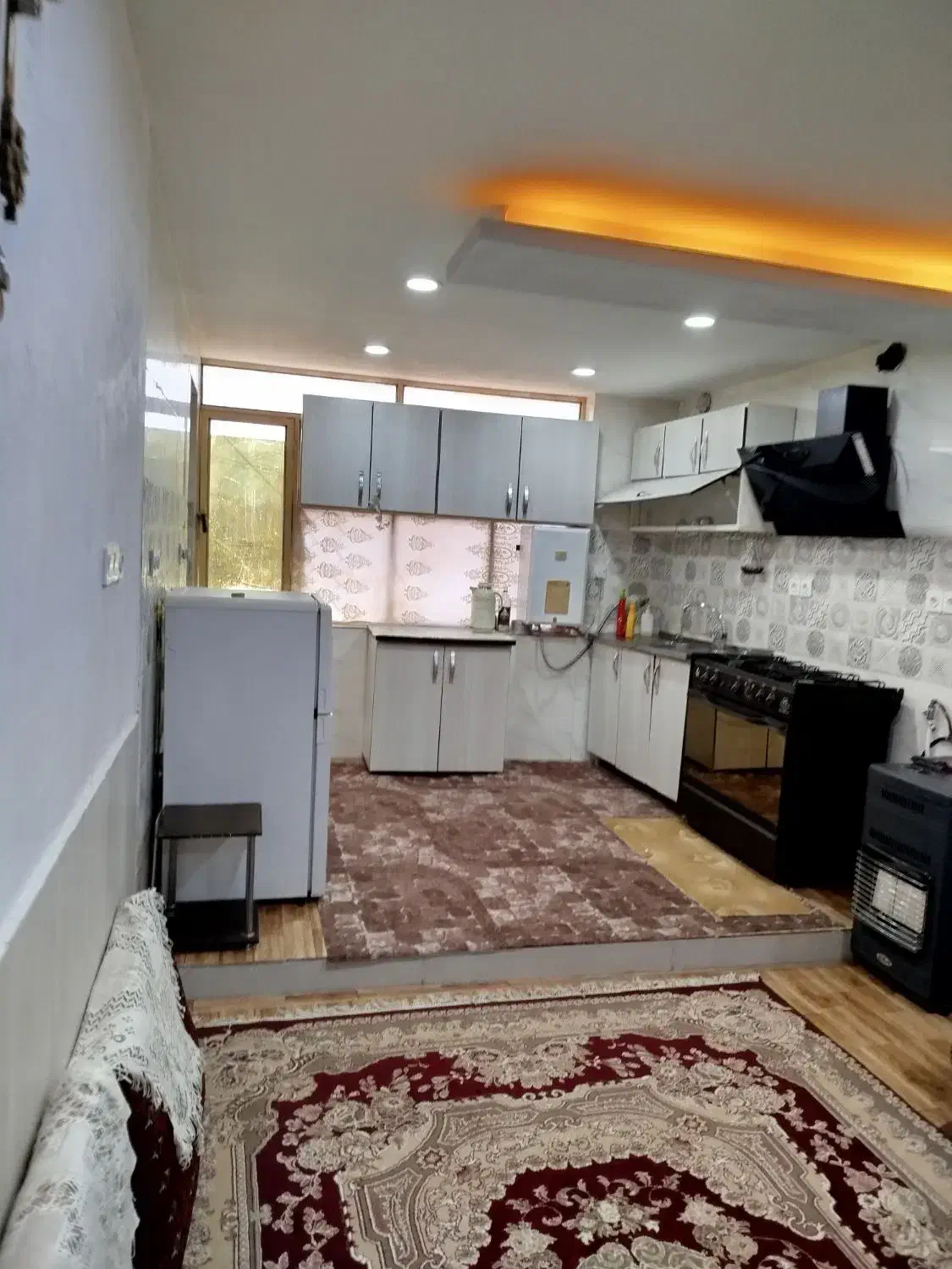 اجاره روزانه سوییت آپارتمان مبله همراه پارکینگ|اجارهٔ کوتاهمدت آپارتمان و سوئیت|بندر گناوه, |دیوار