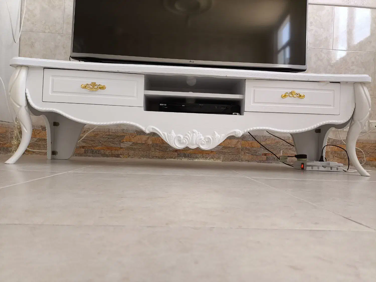 میز تلویزیون|مبلمان خانگی و میز عسلی|ساوه, |دیوار