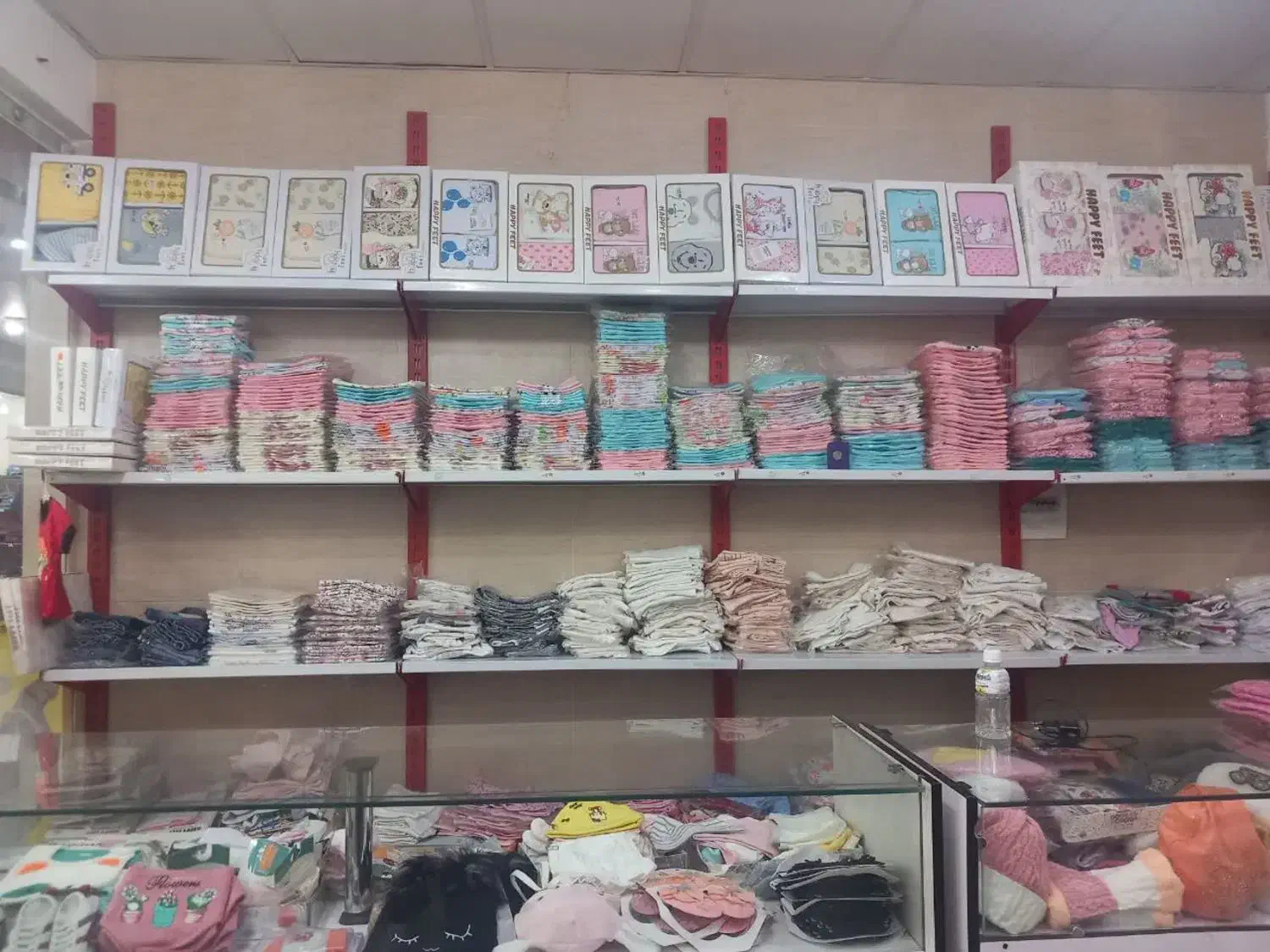 واگذاری مغازه لباس نوزادی|لباس|تهران, فلسطین (میدان انقلاب)|دیوار