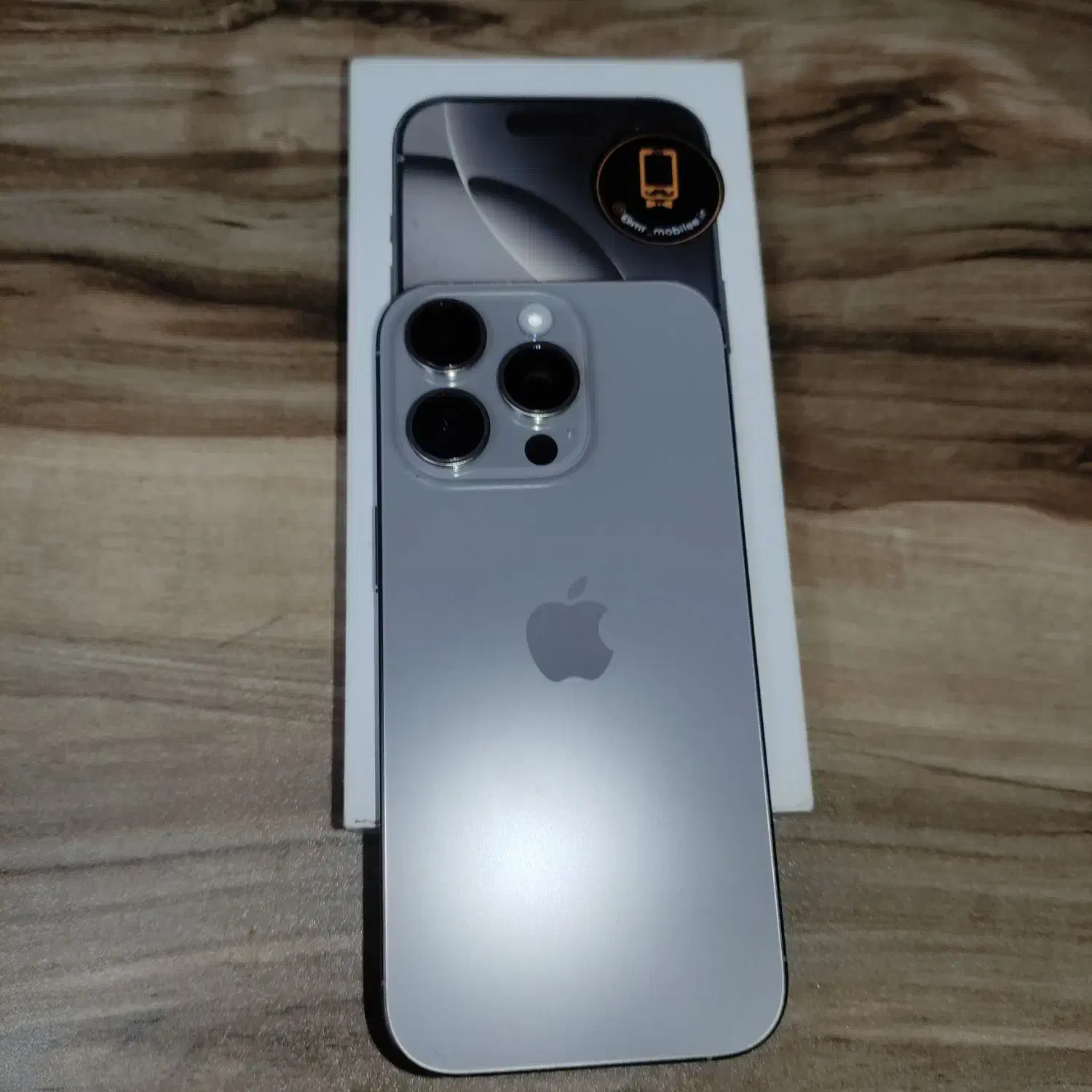 16پرو درحد اک|موبایل|اندیشه, اندیشه فاز ۱|دیوار