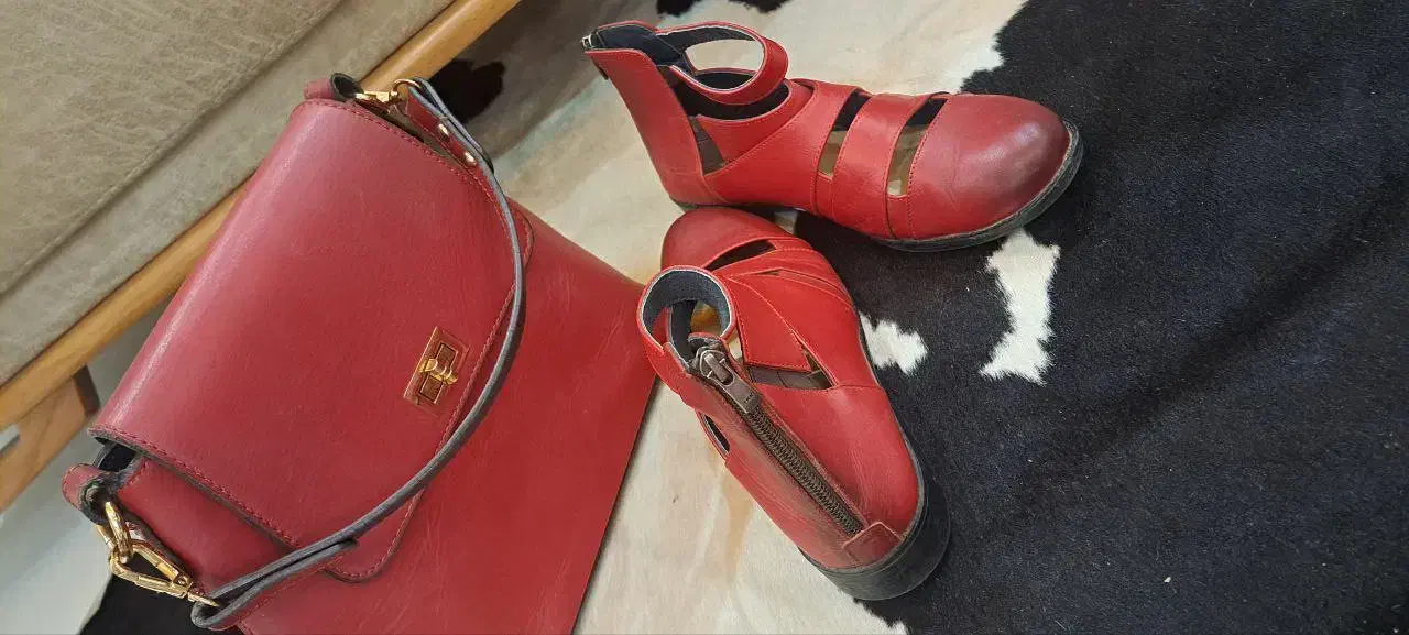 کیف و کفش چرم|کیف، کفش، کمربند|صفادشت, |دیوار