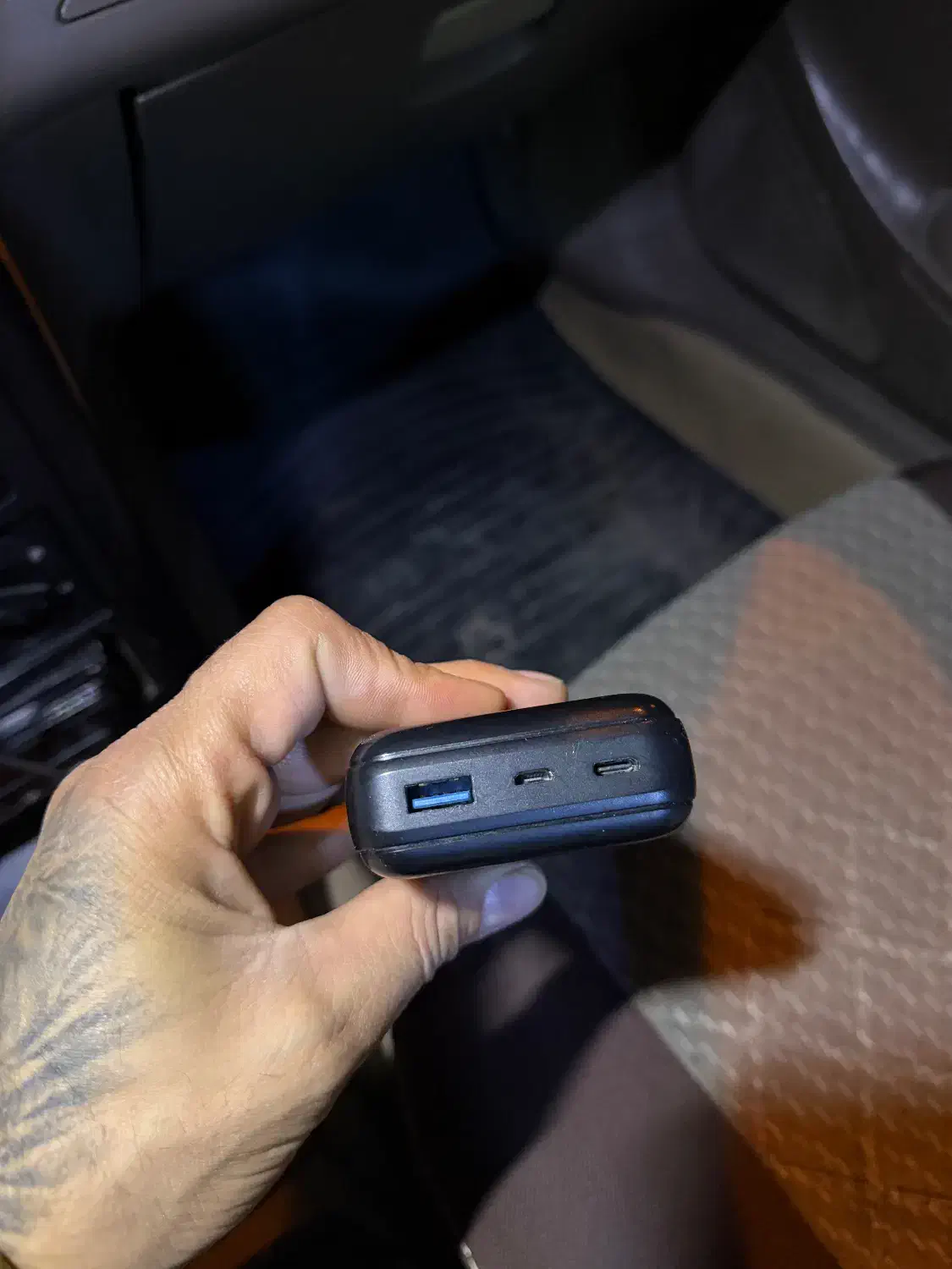 پاوربانک۱۳۰۰۰|لوازم جانبی موبایل و تبلت|زنجان, |دیوار