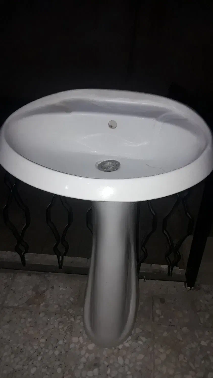 روشویی با پایه|لوازم سرویس بهداشتی|تهران, افسریه شمالی|دیوار