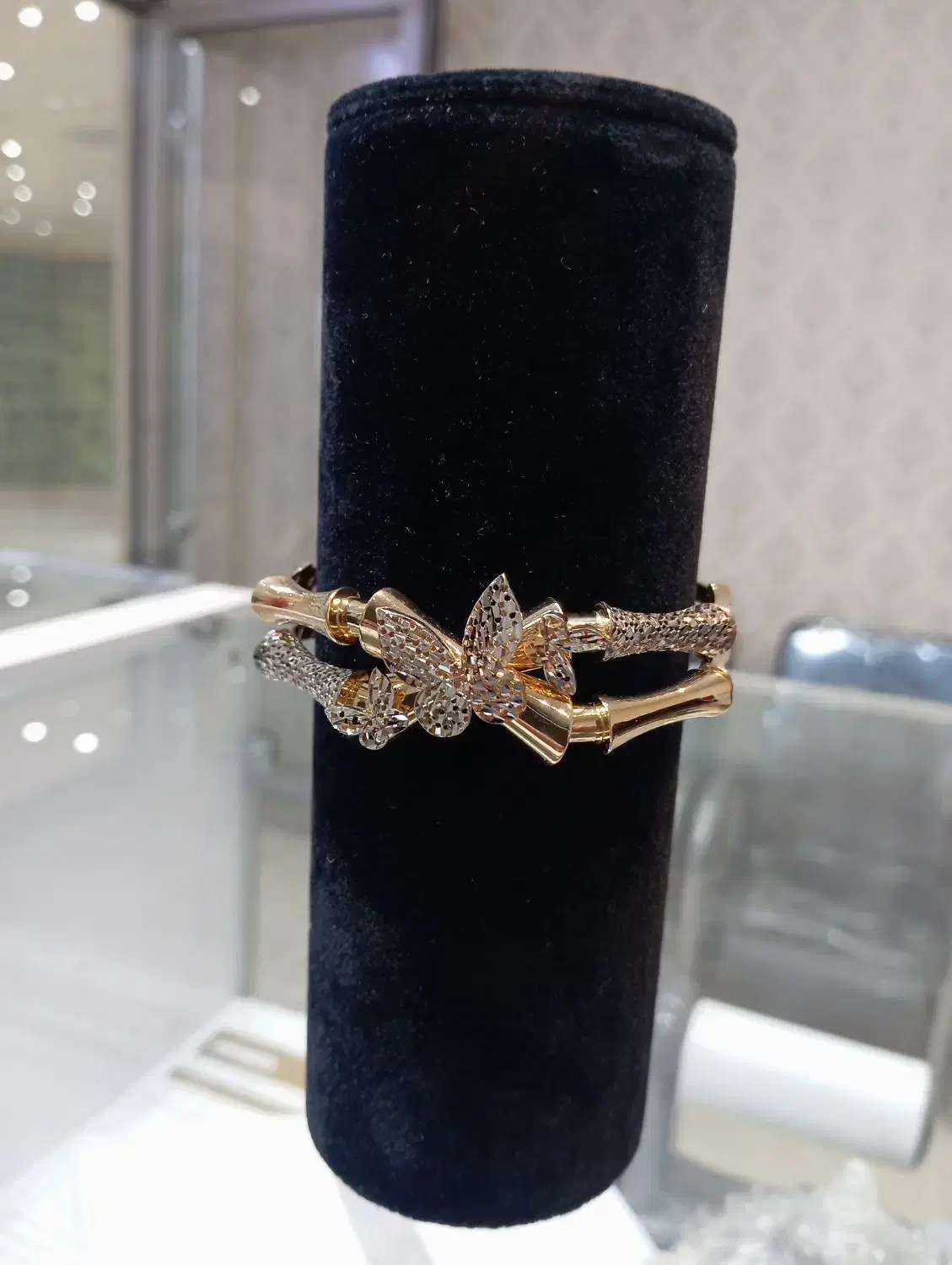 دستبند های لوکس طلا|جواهرات|قم, ارم|دیوار