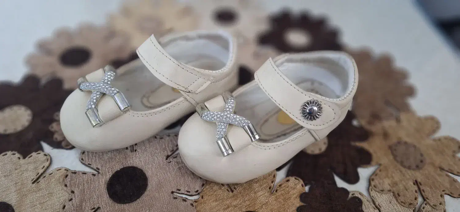 کفش بچگانه مجلسی و اسپرت|کفش و لباس بچه|یزد, |دیوار