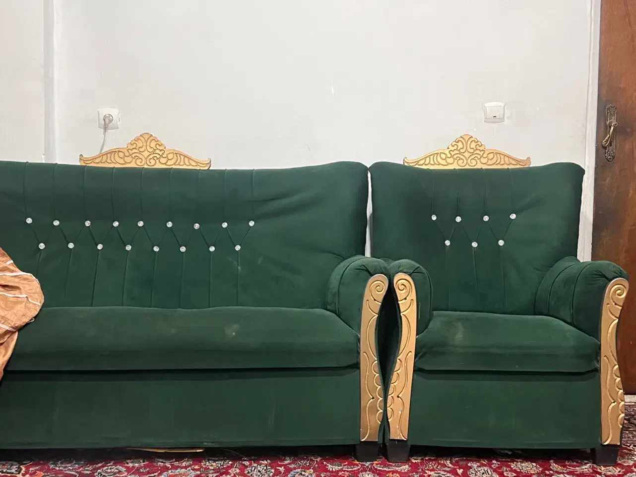 مبل ۷ نفره به همراه میز|مبلمان خانگی و میز عسلی|تهران, دولتخواه شمالی|دیوار