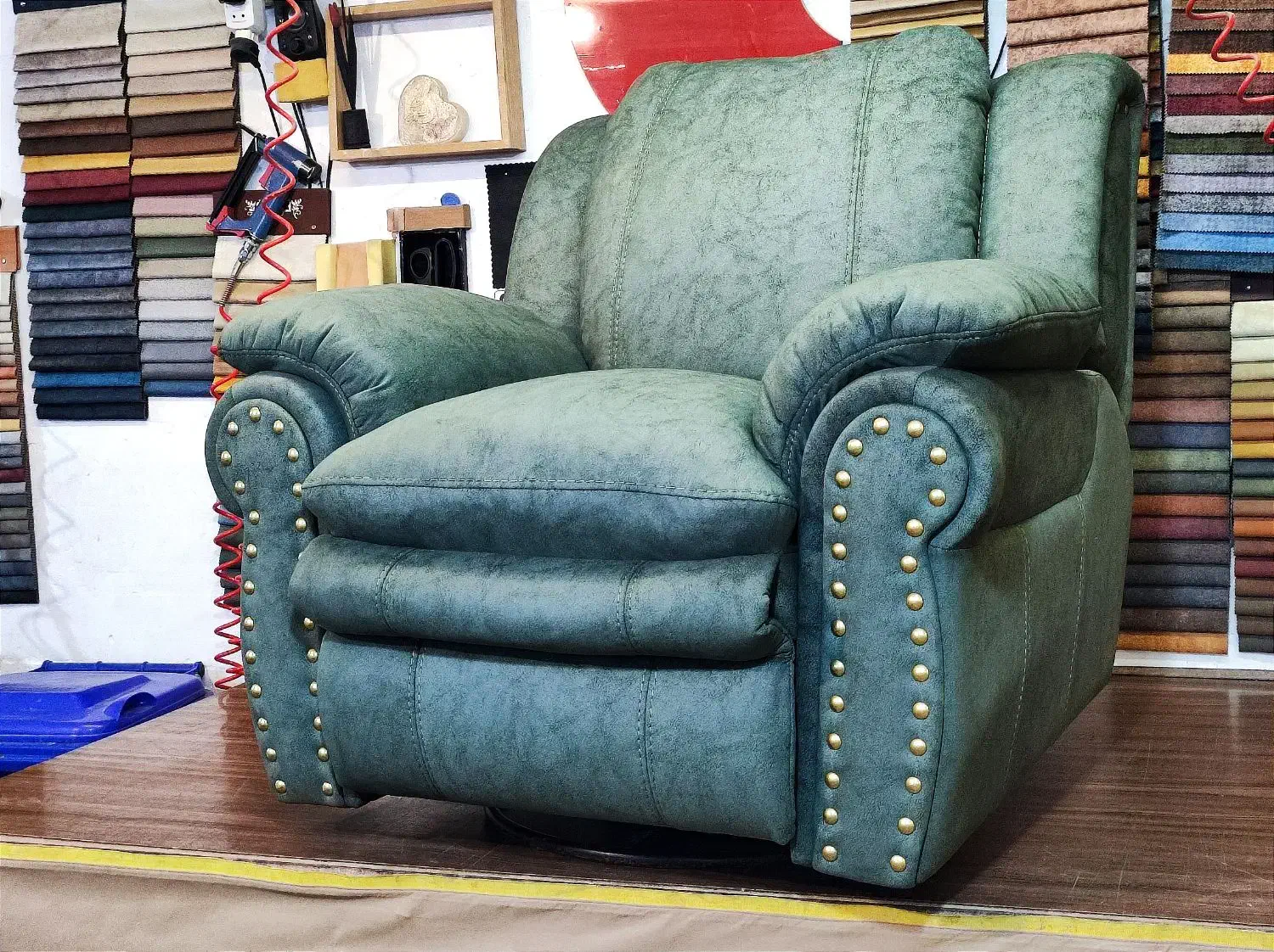 تعمیرات مبلمان رویه کوبی نجاری خدمات در منزل|خدمات پیشه و مهارت|پردیس, شهرک صنعتی خرمدشت فاز ۷|دیوار