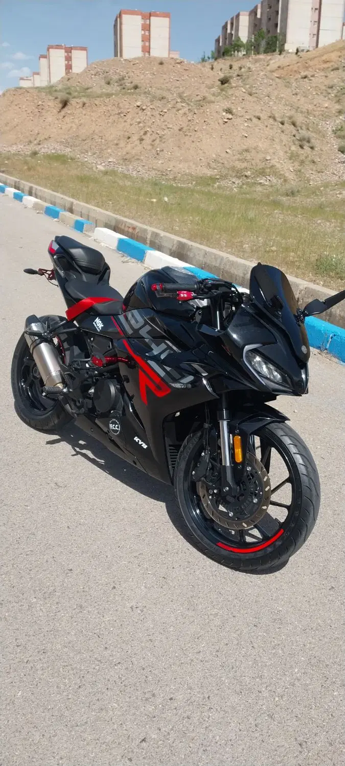 کی وی k 250 R تقویتت شده 400 سی سی|موتورسیکلت|تهران, سنگلج (شاپور)|دیوار