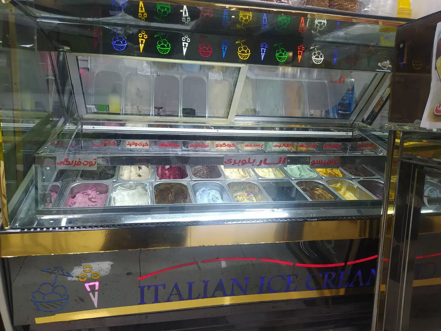 فروش یخچال ویترینی وتاپینگ بستنی|فروشگاه و مغازه|شهرکرد, |دیوار