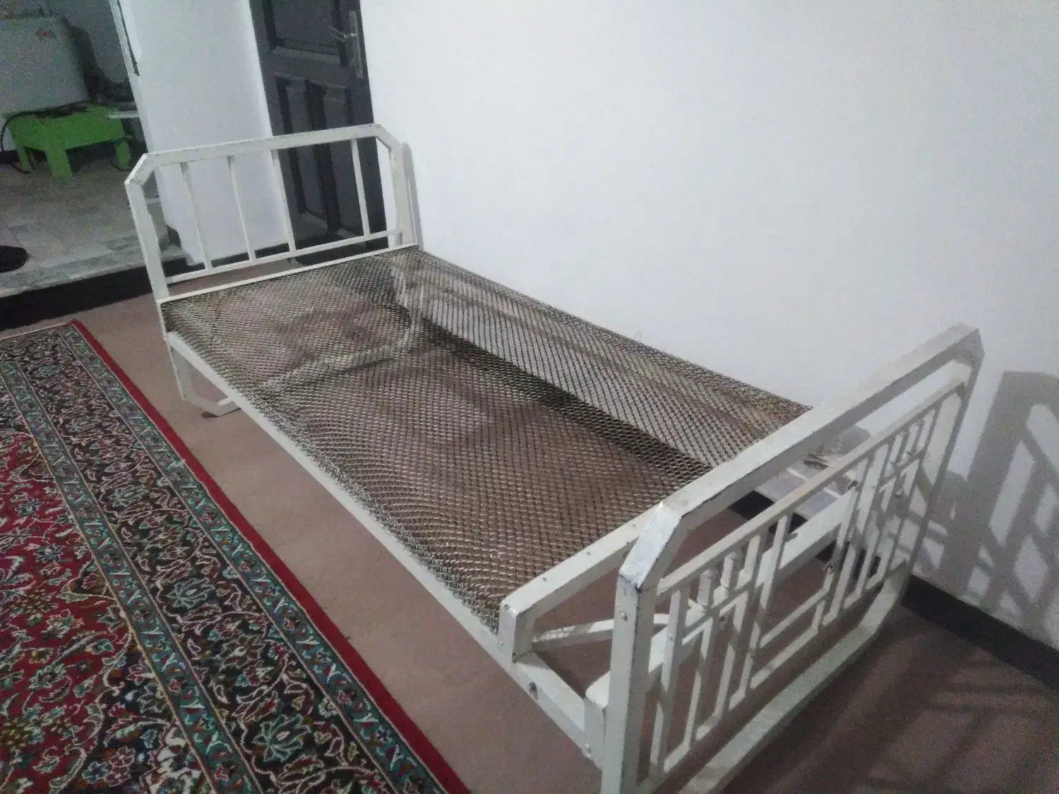 تخت. خواب|تخت و سرویس خواب|بروجرد, |دیوار